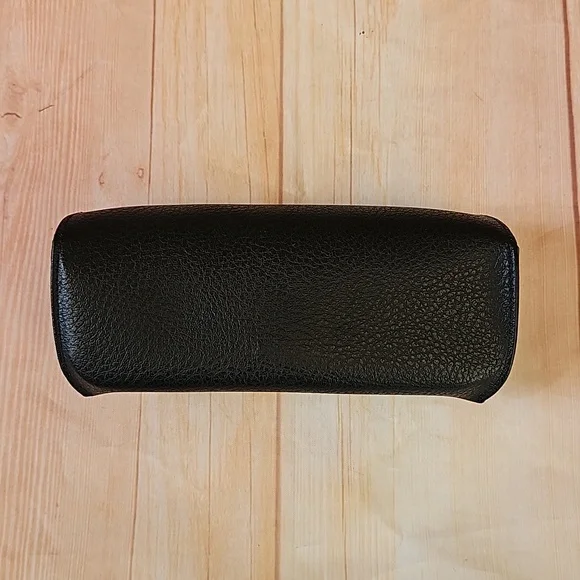 Rayban case - Picture 2 of 3